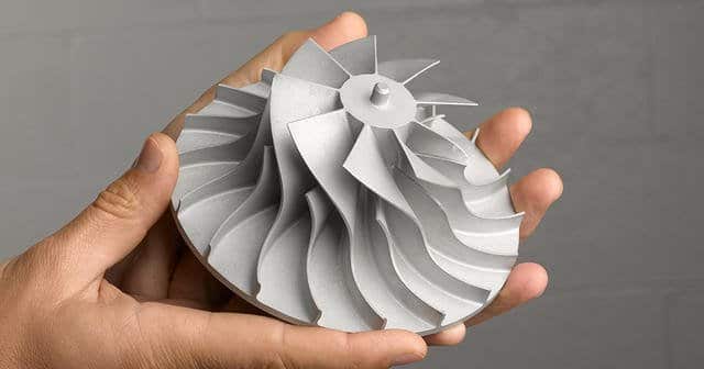 Turbina impressa em resina com geometria complexa